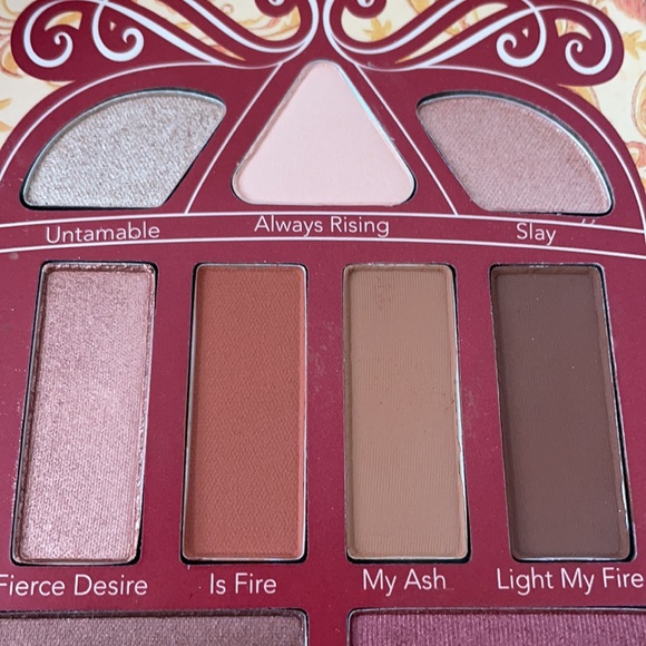 Pretty Vulgar Phoenix Rising Eyeshadow Palette - Picture 7 of 9